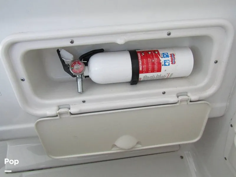 Slide: The Image of Crownline Boats 270 CR 2008 - 15882275