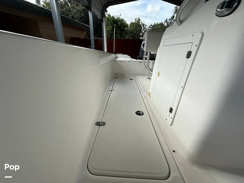 Slide: The Image of Angler Grande Bay 2200 2002 - 15852100