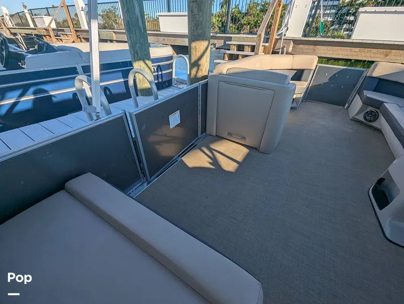 Slide: The Image of Harris 230CR 2024 - 15957693