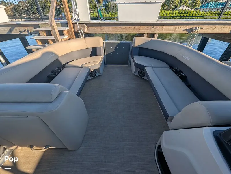 Slide: The Image of Harris 230CR 2024 - 15957656