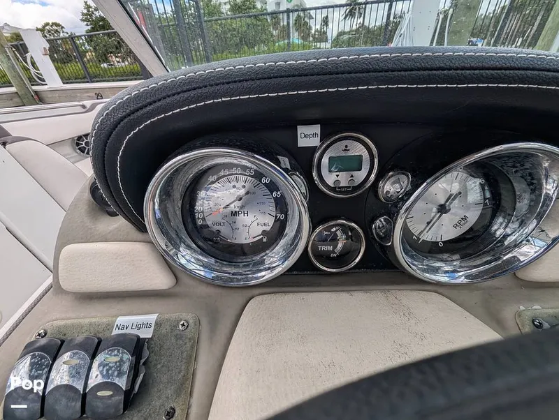 Slide: The Image of Crownline Boats E 215XS 2023 - 15930358