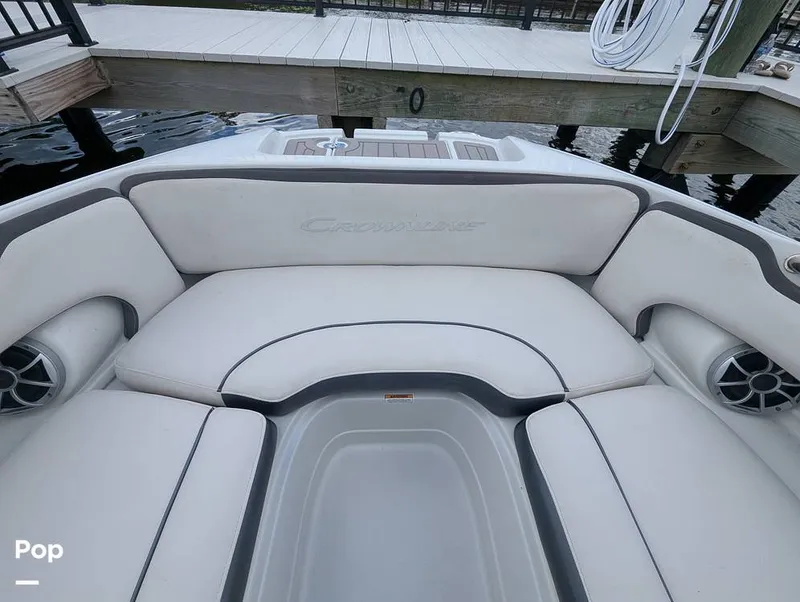 Slide: The Image of Crownline Boats E 215XS 2023 - 15930381