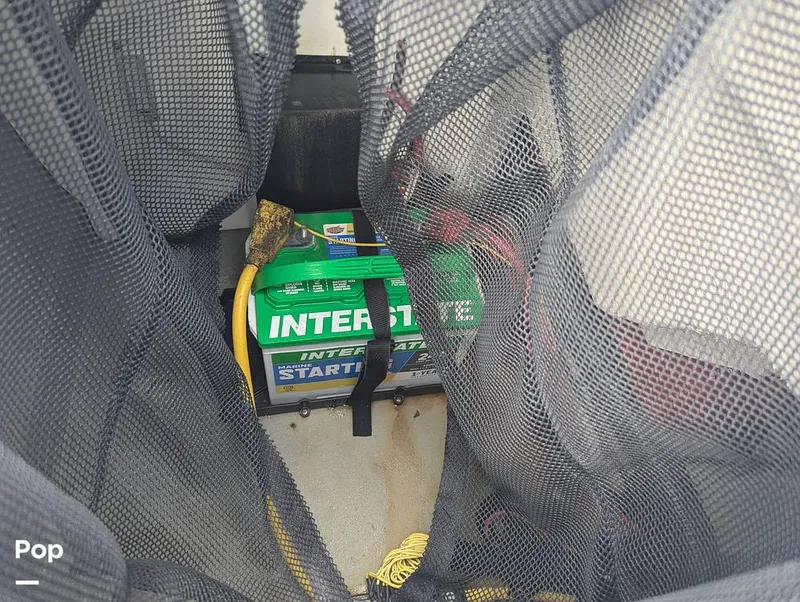 Slide: The Image of Crownline Boats E 215XS 2023 - 15930400