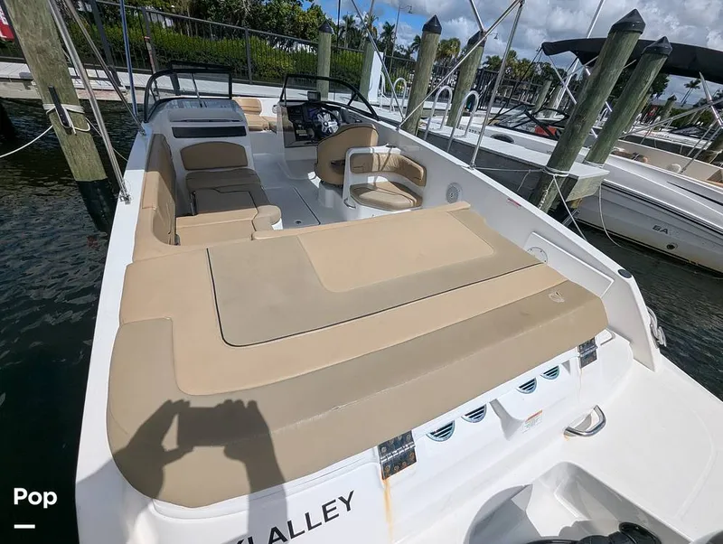 Slide: The Image of Bayliner VR6 OB 2023 - 15930583