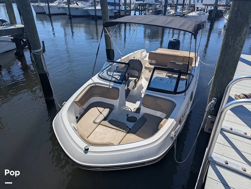 The Image of Bayliner VR6 OB 2024 - 15950784