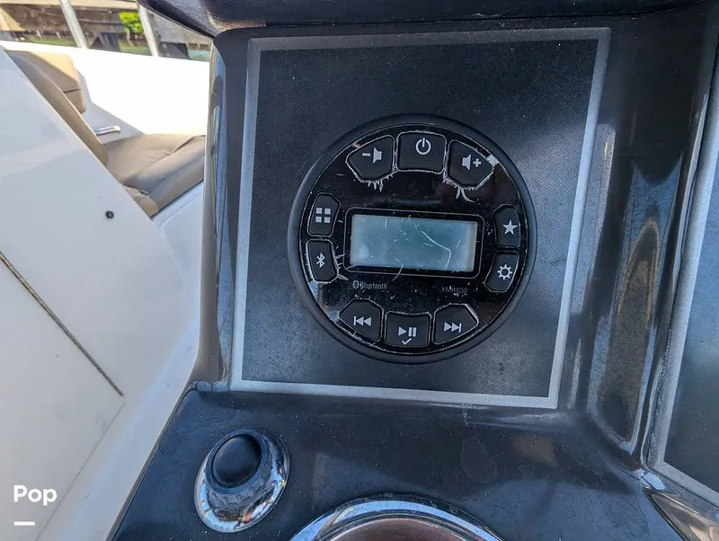 Slide: The Image of Bayliner VR6 OB 2024 - 15950868