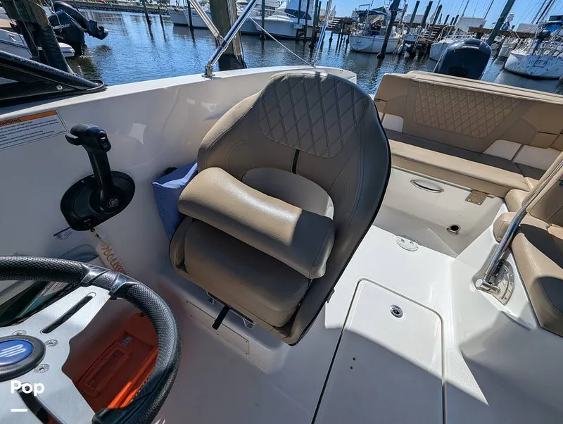 Slide: The Image of Bayliner VR6 OB 2024 - 15950877