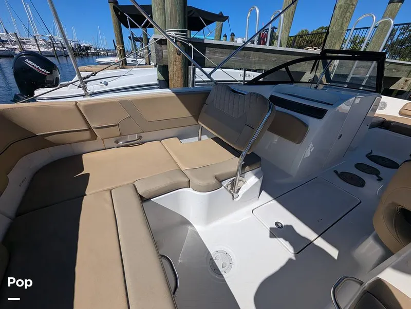 Slide: The Image of Bayliner VR6 OB 2024 - 15950886