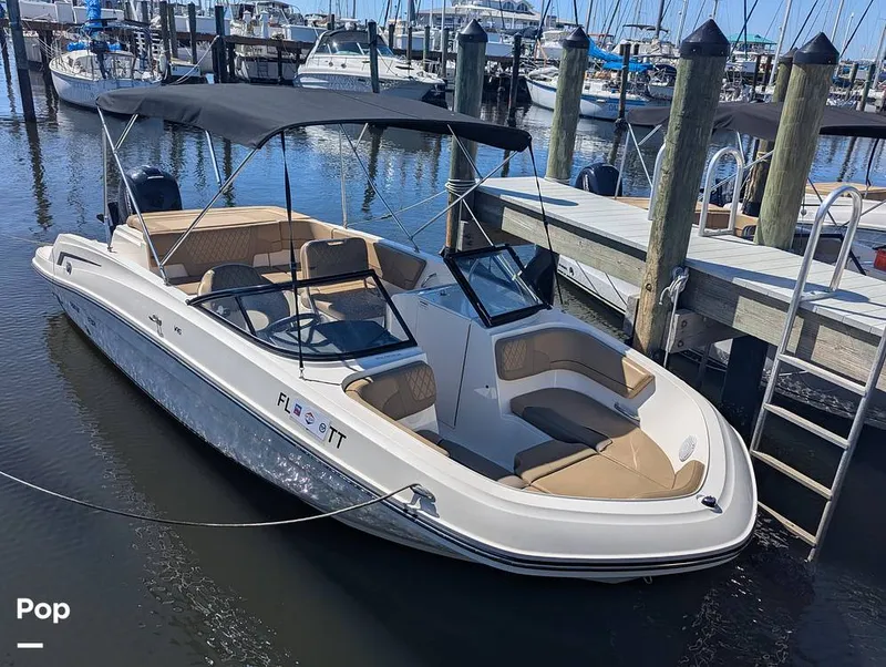 Slide: The Image of Bayliner VR6 OB 2024 - 15950915