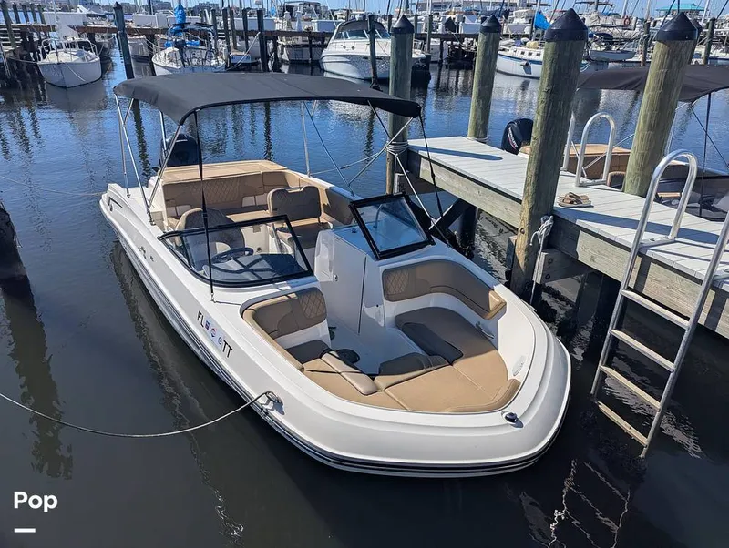 Slide: The Image of Bayliner VR6 OB 2024 - 15950858