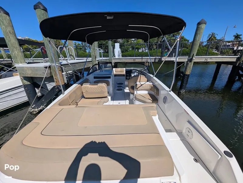 Slide: The Image of Bayliner VR6 OB 2024 - 15950864