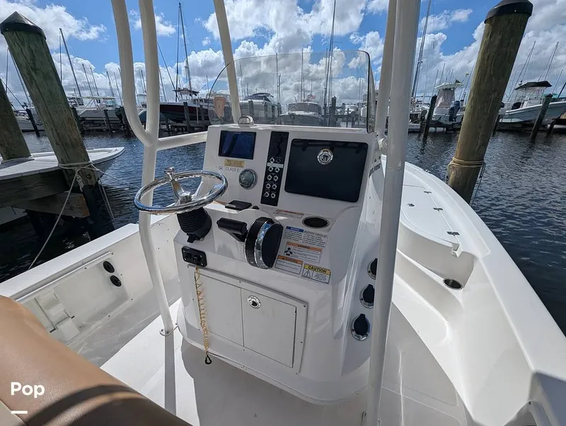 Slide: The Image of NauticStar 215 XTS 2023 - 15925020