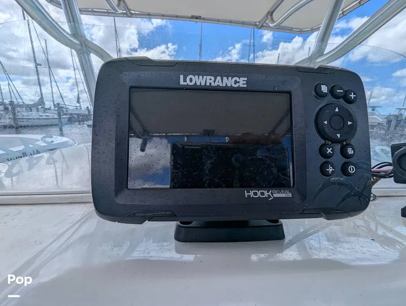 Slide: The Image of Sailfish 242 CC 2022 - 15930682