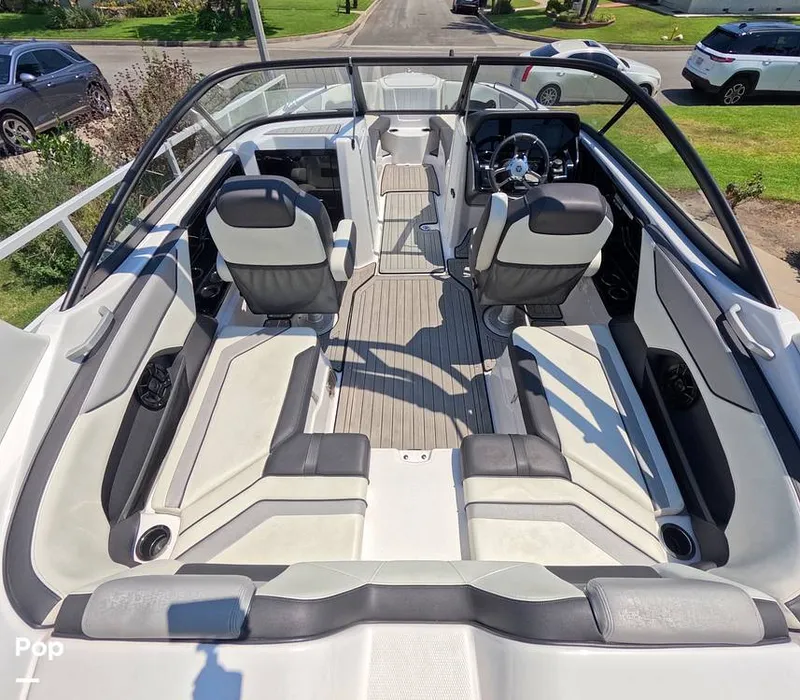 Slide: The Image of Yamaha 212S 2021 - 16639858