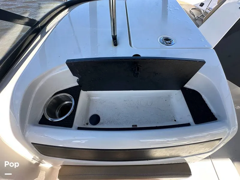 Slide: The Image of Bayliner VR6 OB 2024 - 16430482