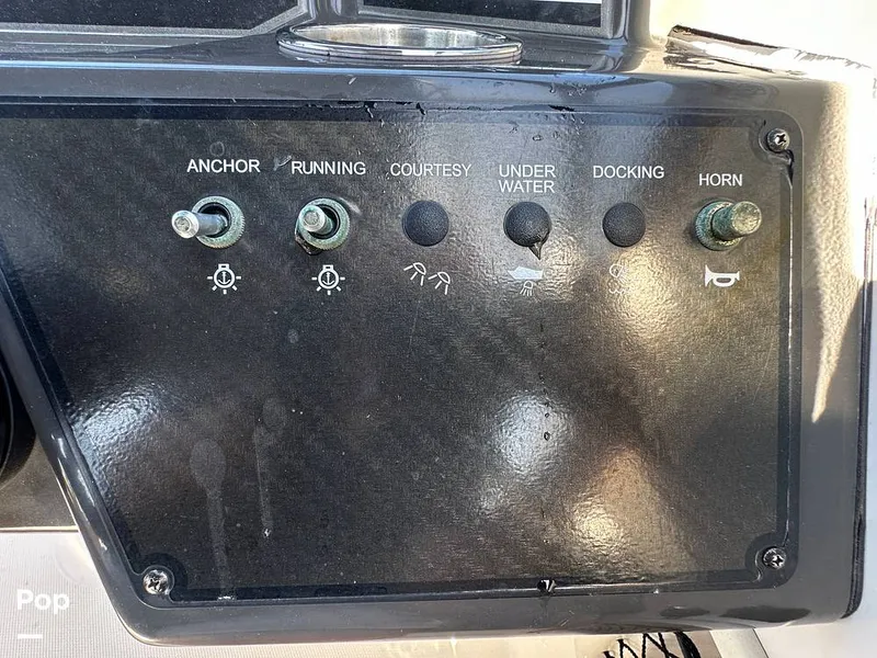 Slide: The Image of Bayliner VR6 OB 2024 - 16430488