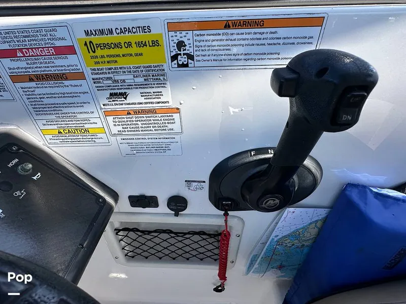 Slide: The Image of Bayliner VR6 OB 2024 - 16430490