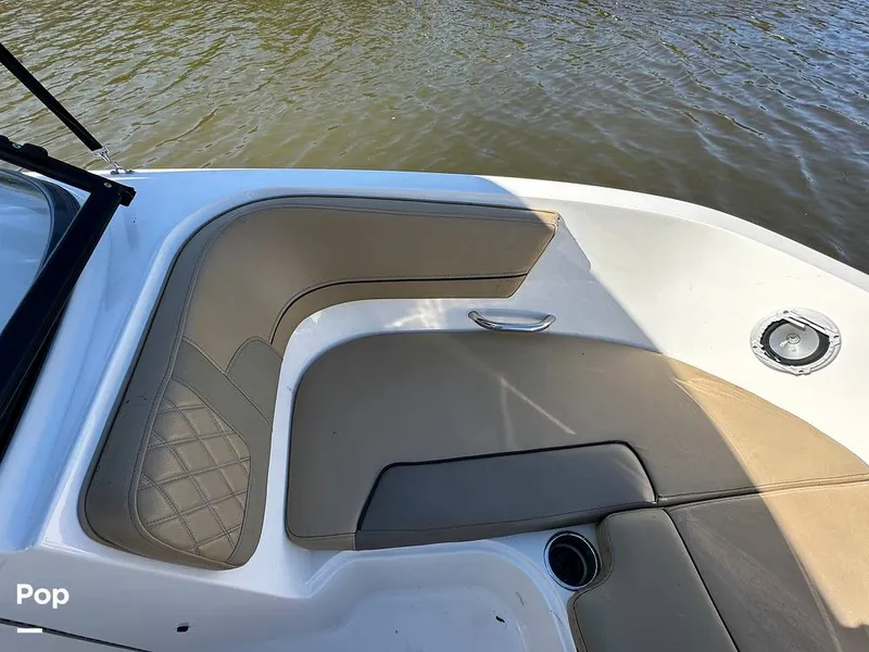 Slide: The Image of Bayliner VR6 OB 2024 - 16430496