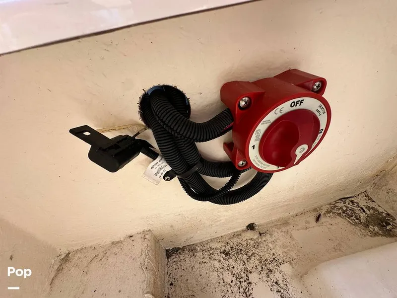 Slide: The Image of Bayliner VR6 OB 2024 - 16430474