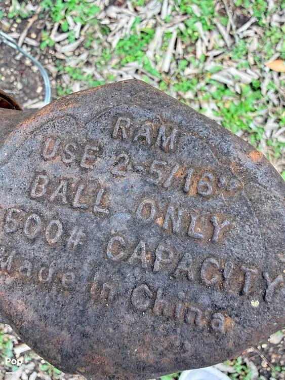 Slide: The Image of Peace of mind: Ask for a complimentary BoatHistoryReport report ($39.99 value) - I1