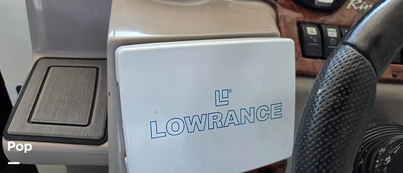 Slide: The Image of Rinker Fiesta Vee 270 2006 - 15895519