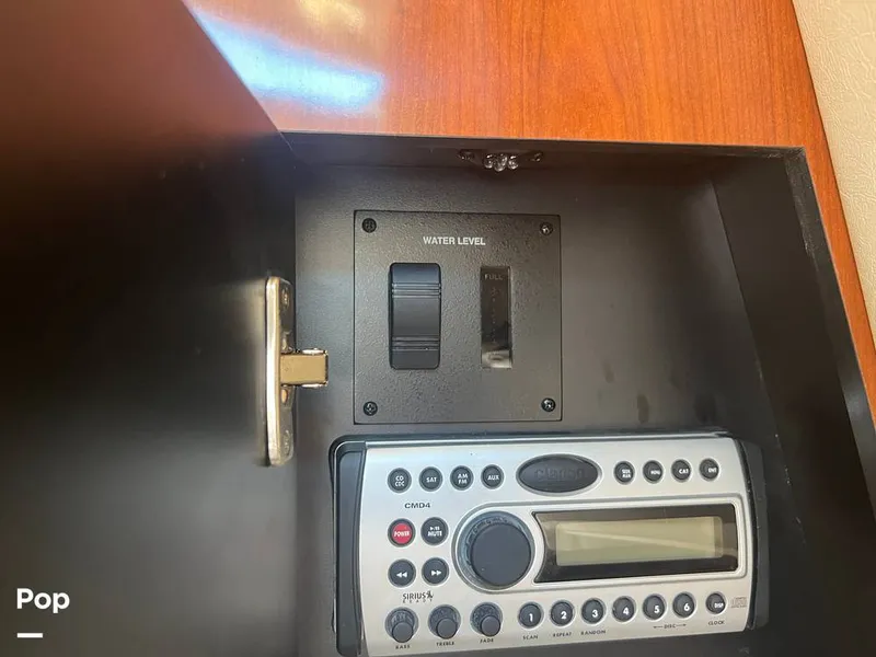 Slide: The Image of Sea Ray 320 Sundancer 2007 - 15918975