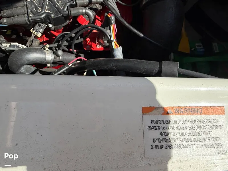 Slide: The Image of Crownline Boats 240EX 2005 - 15965957