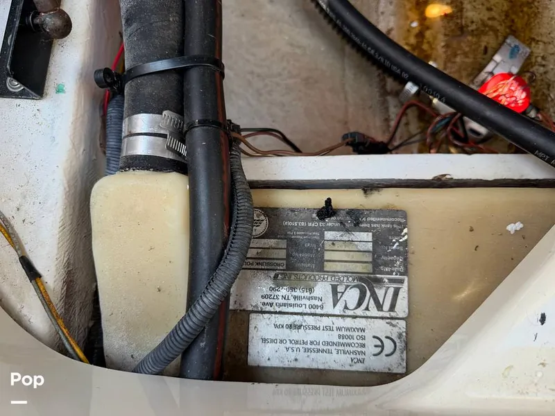 Slide: The Image of Crownline Boats 240EX 2005 - 15965972