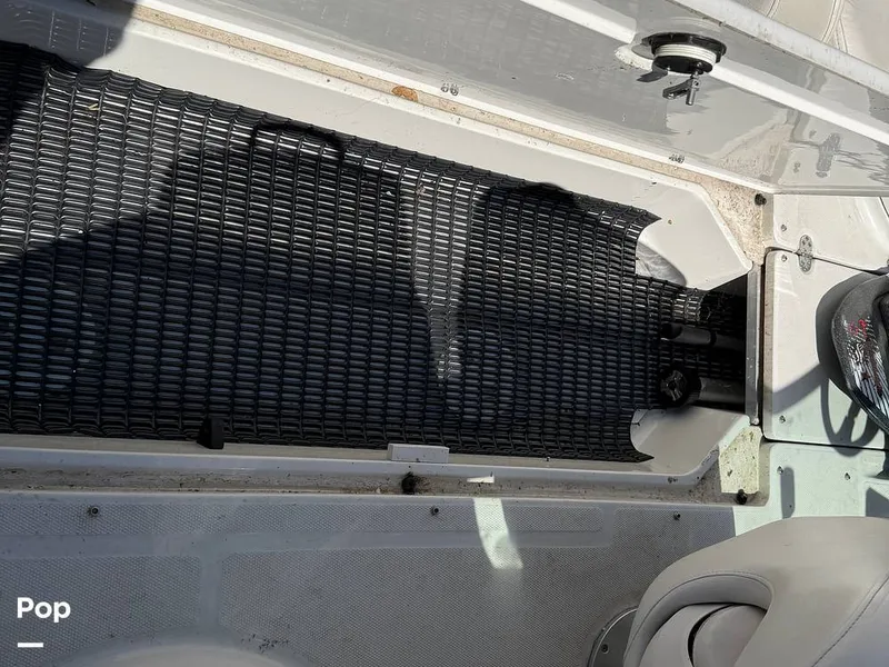 Slide: The Image of Crownline Boats 240EX 2005 - 15965976