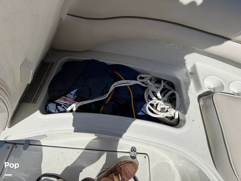 Slide: The Image of Crownline Boats 240EX 2005 - 15966014