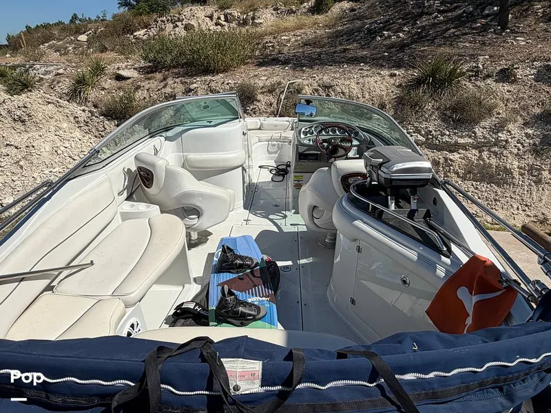 Slide: The Image of Crownline Boats 240EX 2005 - 15966018