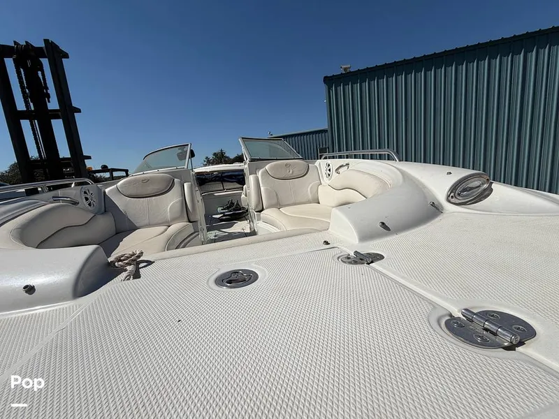 Slide: The Image of Crownline Boats 240EX 2005 - 15966025