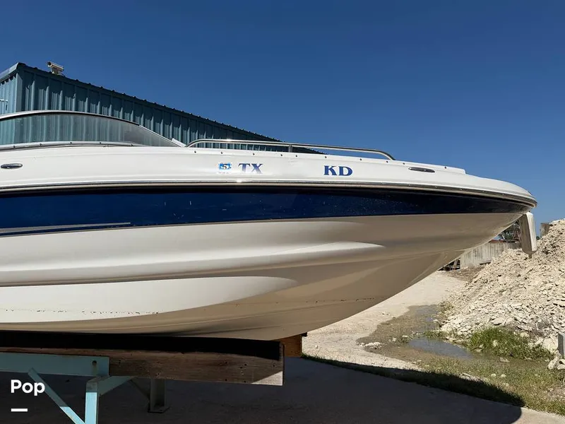 Slide: The Image of Crownline Boats 240EX 2005 - 15966172