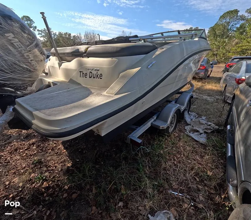 Slide: The Image of Sea Ray SPX 210 2022 - 16217786