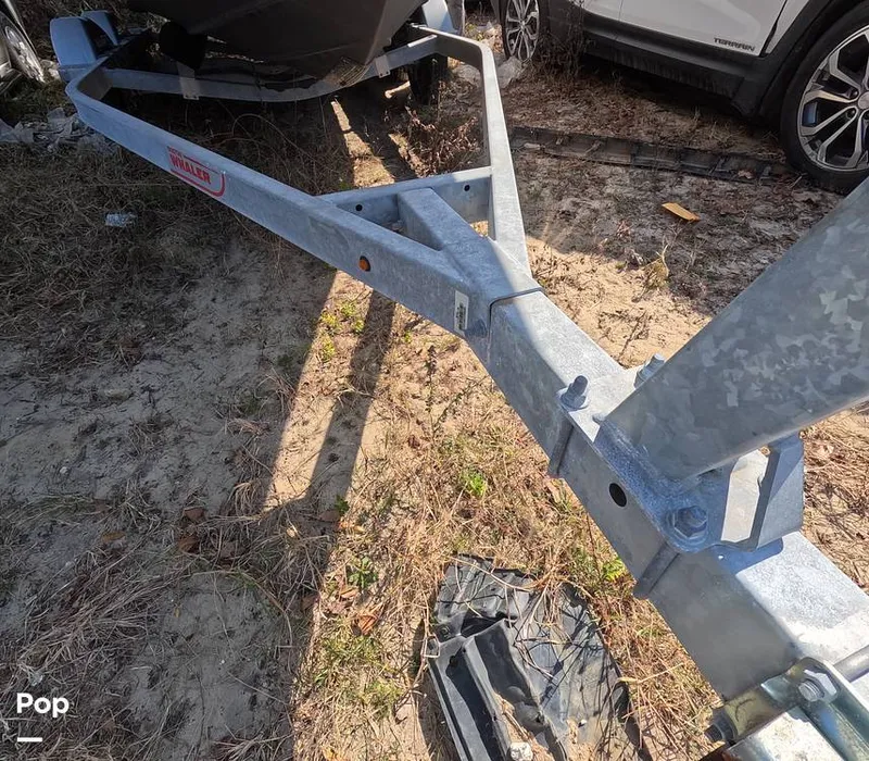 Slide: The Image of Sea Ray SPX 210 2022 - 16217792