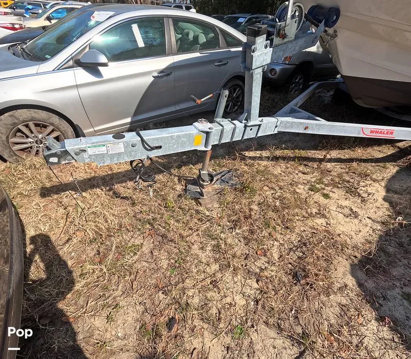 Slide: The Image of Sea Ray SPX 210 2022 - 16217794