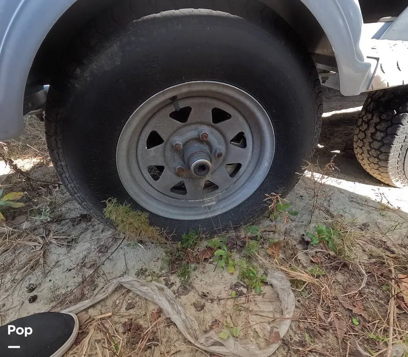 Slide: The Image of Sea Ray SPX 210 2022 - 16217799