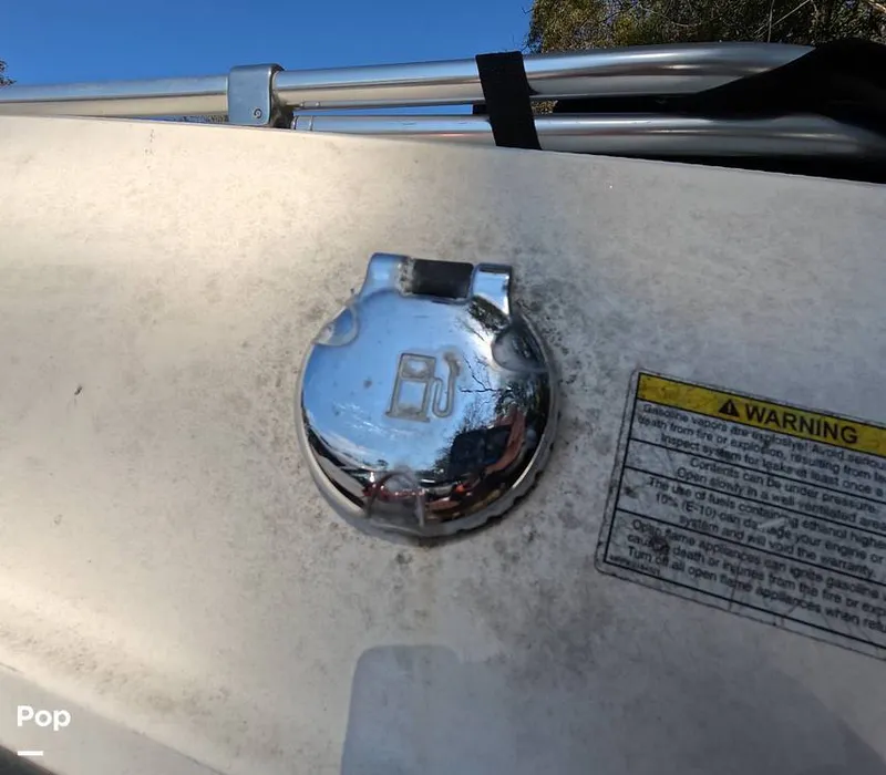 Slide: The Image of Sea Ray SPX 210 2022 - 16217802