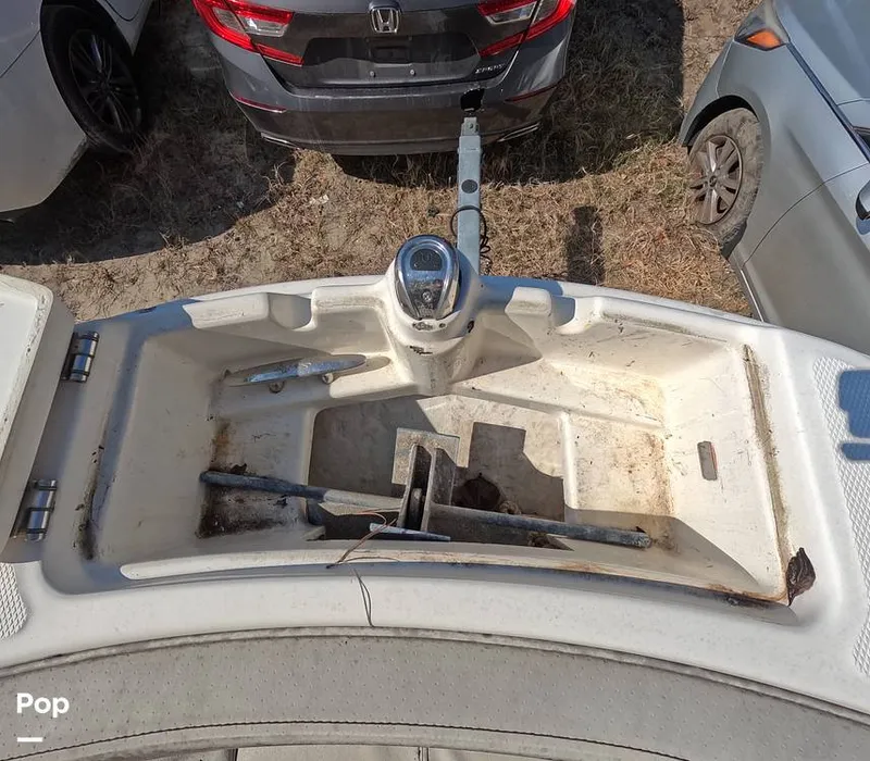 Slide: The Image of Sea Ray SPX 210 2022 - 16217849