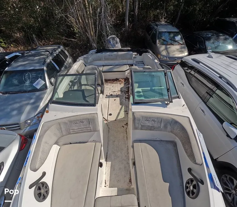 Slide: The Image of Sea Ray SPX 210 2022 - 16217850