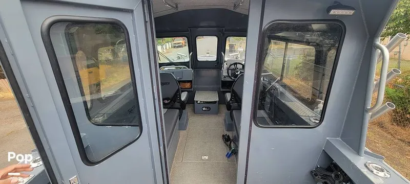 Slide: The Image of Raider 210 Explorer 2021 - 15912256