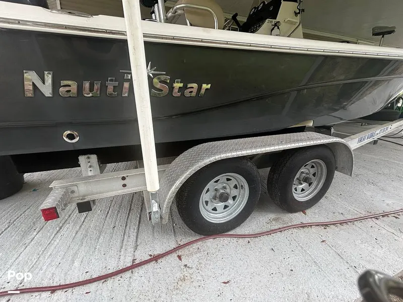 Slide: The Image of NauticStar 215 XTS 2018 - 16410314