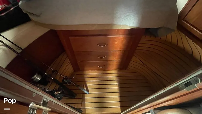 Slide: The Image of Storage Under Bed - 15878924