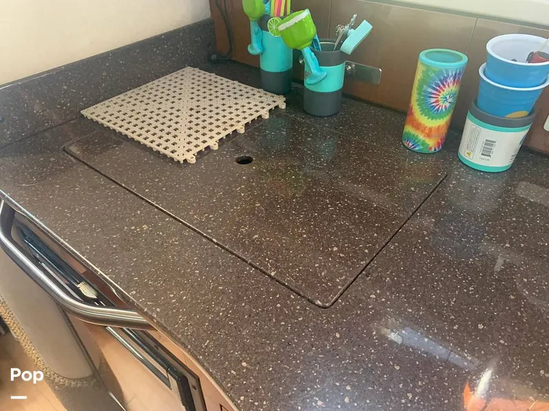 Slide: The Image of Sea Ray 350 Sundancer 2012 - 15875400