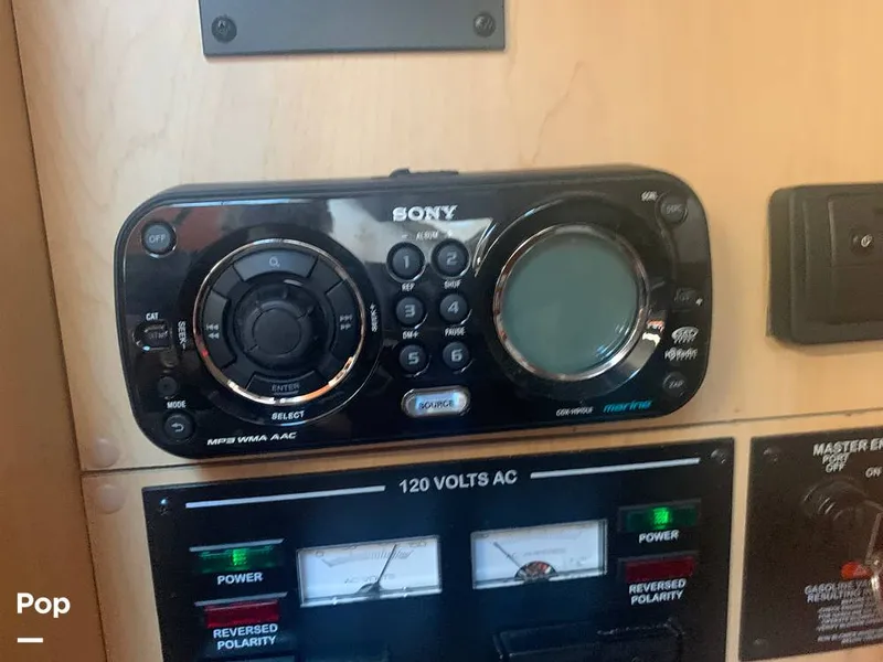 Slide: The Image of Sony Stereo - 15875411