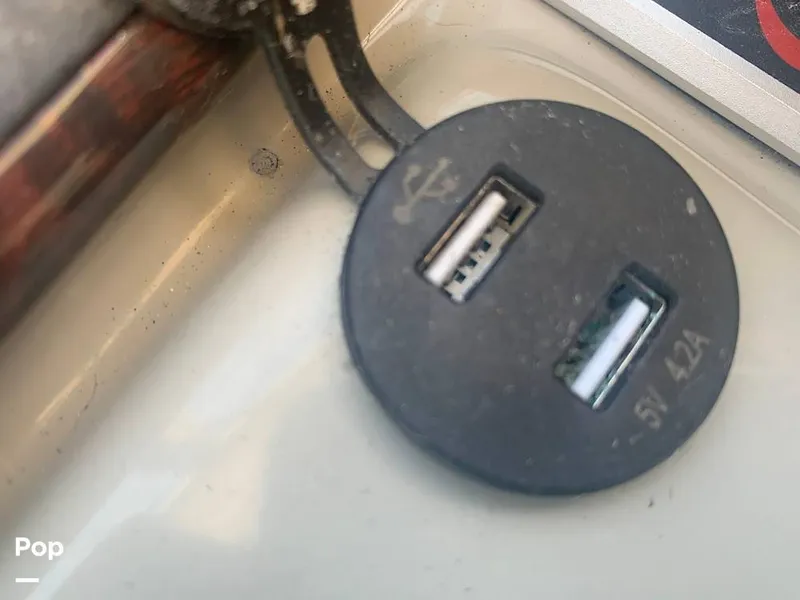 Slide: The Image of USB Charging Port - 15875435