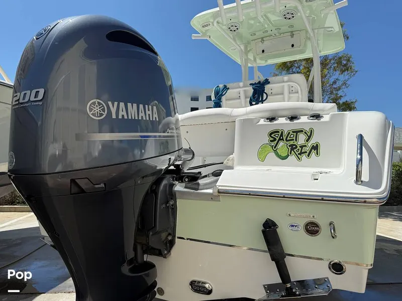 Slide: The Image of Sea Hunt Ultra 225 2018 - 15859653