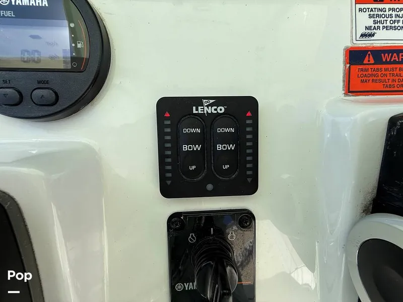 Slide: The Image of Sea Hunt Ultra 225 2018 - 15859608