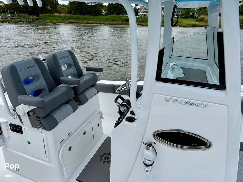 Slide: The Image of NauticStar 292 Legacy 2025 - 15845338