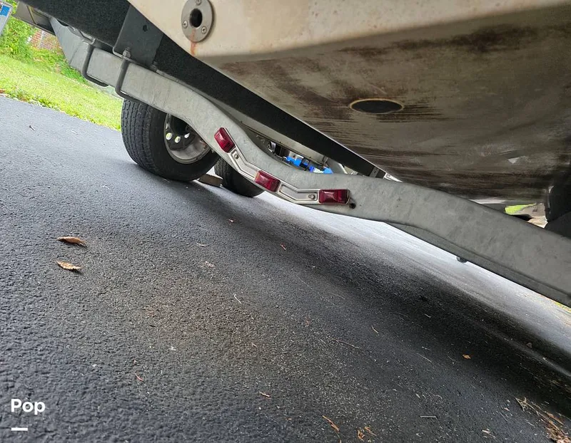 Slide: The Image of Crownline Boats 240 LS 2007 - 15878814